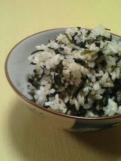 ひじきとわかめのミネラルたっぷり混ぜご飯-レシピのメイン写真