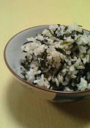 ひじきとわかめのミネラルたっぷり混ぜご飯-レシピのメイン写真