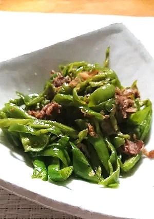 万願寺唐辛子と牛肉のオイスターソース炒め-レシピのメイン写真