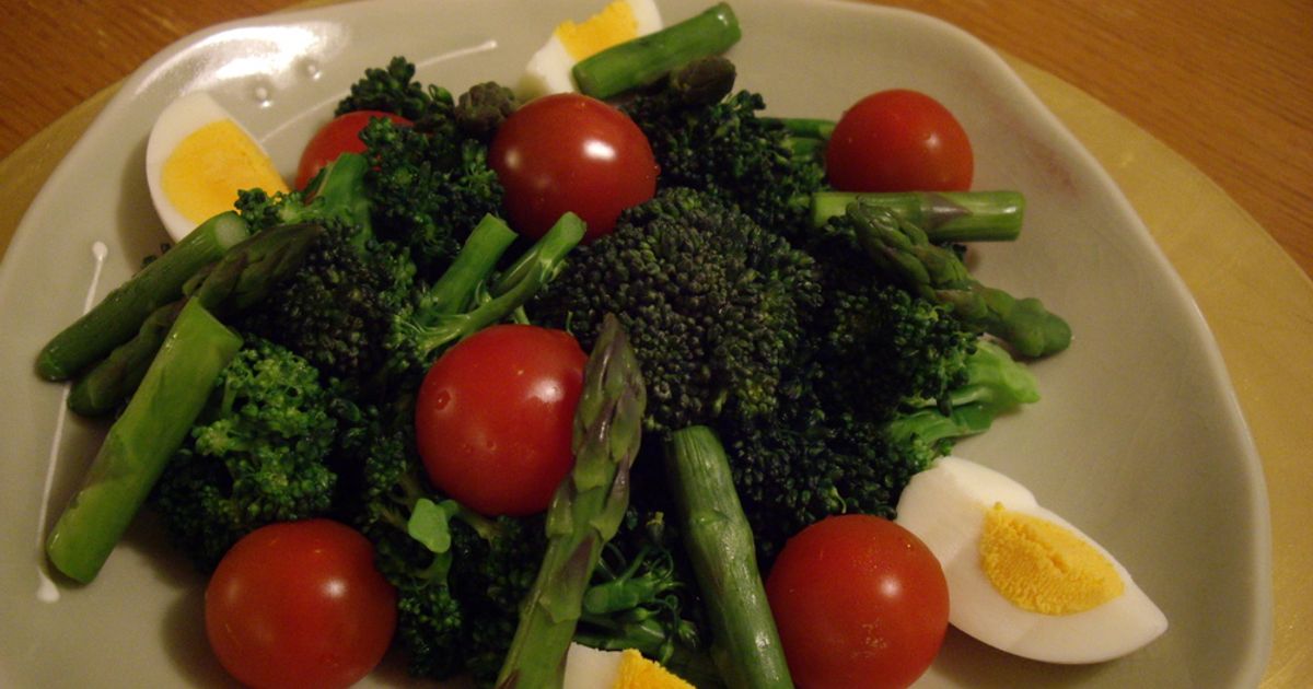 アスパラ、ブロッコリー、ゆで玉子サラダ by カナー 【クックパッド