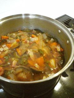 ヘルシーな夏野菜のトマトスープ-レシピのメイン写真