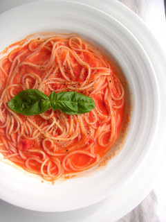 ガスパッチョ仕立ての冷製パスタ-レシピのメイン写真