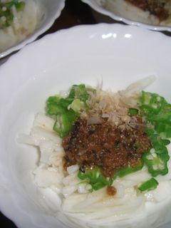 長いもとオクラの梅肉和え-レシピのメイン写真