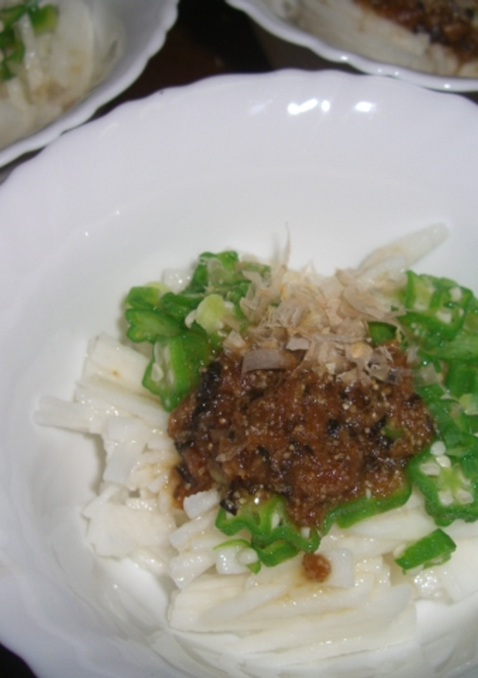 長いもとオクラの梅肉和え-レシピのメイン写真