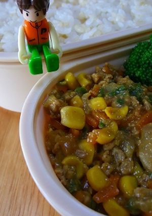 お子様弁当にも♪ドライカレー風-レシピのメイン写真