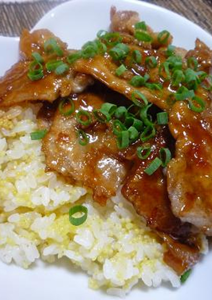 簡単でウマウマ豚肉のくわ焼き丼-レシピのメイン写真