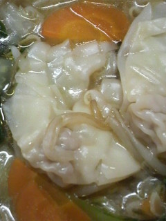 野菜たっぷりワンタンスープ-レシピのメイン写真
