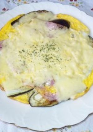 ﾅｽとﾍﾞｰｺﾝのﾁｰｽﾞｵﾑﾚﾂ-レシピのメイン写真