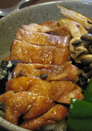 焼鳥屋さんのランチメニュー、雉焼き丼-レシピのメイン写真