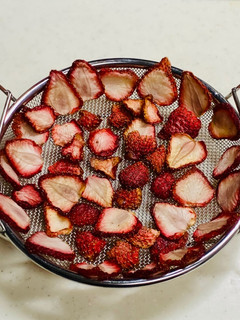 (セミ)ドライいちご🍓-レシピのメイン写真