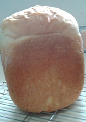 ＨＢでカスタード入り食パン（早焼き）-レシピのメイン写真