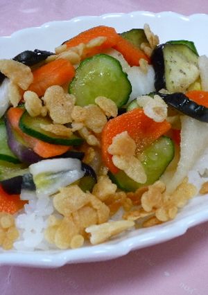 パリッ、サクッ☆たっぷり野菜の揚げ玉ご飯-レシピのメイン写真