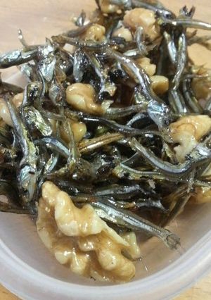 たべるにぼしとクルミの佃煮-レシピのメイン写真