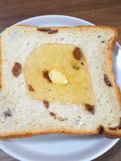 「蜂蜜でしょうが~笑」レーズンパン-レシピのメイン写真