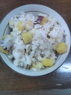 さつまいも(サツマイモ)ご飯-レシピのメイン写真