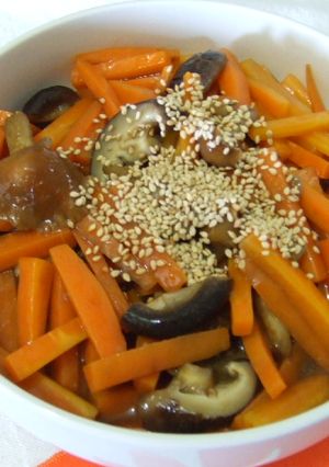 にんじんときのこの万能煮物-レシピのメイン写真