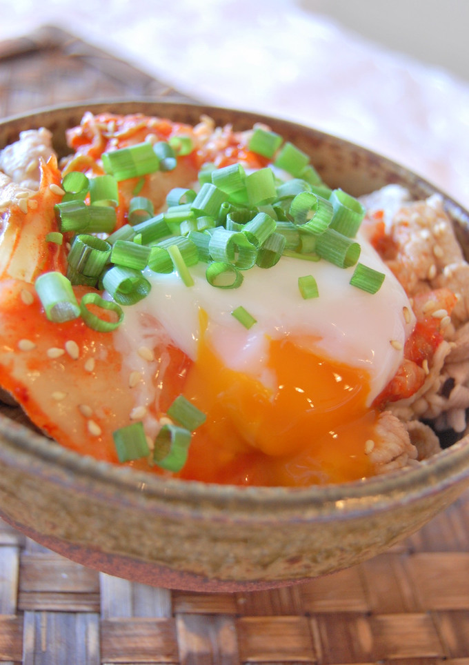 簡単♪☆冷しゃぶキムチ温玉丼☆-レシピのメイン写真