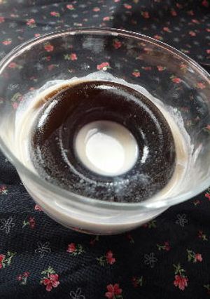 練乳入りのミルクをかけたコーヒー寒天-レシピのメイン写真