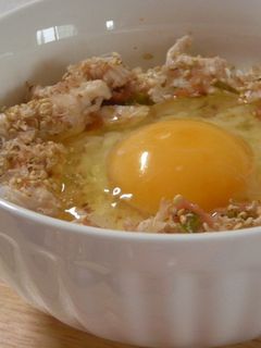 簡単朝ごはん☆梅じそ親子たまごかけごはん-レシピのメイン写真