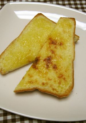 美味しいんだけどメタボ注意トースト^m^-レシピのメイン写真