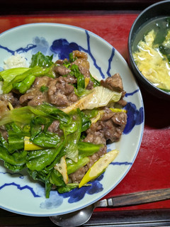 レタスと牛切り落とし肉の餡掛け-レシピのメイン写真