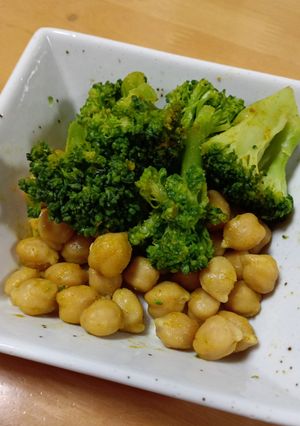 ひよこまめとブロッコリーのカレー味-レシピのメイン写真