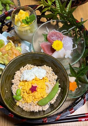簡単にパパッと❗️父の日鶏そぼろ丼御膳🍺-レシピのメイン写真