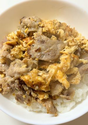 豚肉チーズたまご丼-レシピのメイン写真