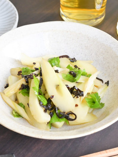 【農家さん直伝】セロリの塩昆布漬け-レシピのメイン写真