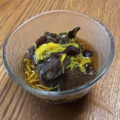 รูปของ 秋の味覚！さもだしと菊のダシ