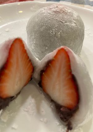 レンジで簡単❗️モチモチ苺大福‼️-レシピのメイン写真