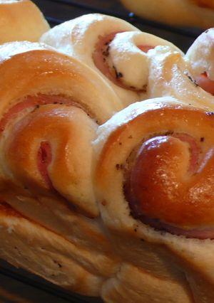 パウンド型で作る簡単ハムチーズパン-レシピのメイン写真