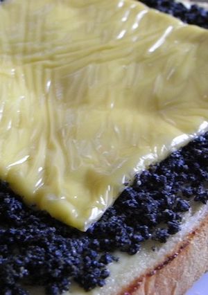 クセになる味☆ゴマトースト-レシピのメイン写真