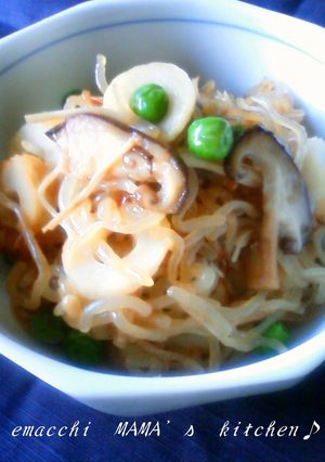 ラー油でピリリッ☆白滝とちくわの炒め物-レシピのメイン写真