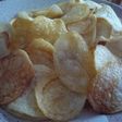 いつまでもパリパリの黄金ポテトチップス