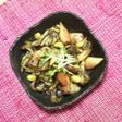 イカと舞茸のガーリックカレー炒め