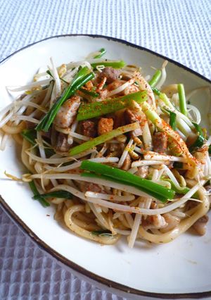 もやしシャキシャキ甘辛焼きうどん-レシピのメイン写真