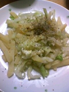 簡単*キャベツとポテトのマヨネーズ蒸し-レシピのメイン写真