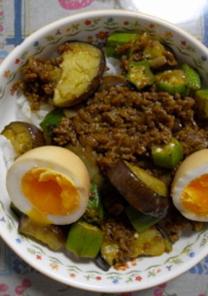 なすとおくらドライカレー酢醤油たまごのせ-レシピのメイン写真