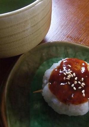 余ったごはんで♪簡単♪みそぎ団子-レシピのメイン写真