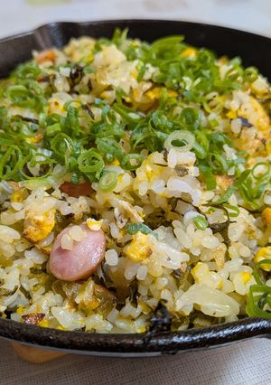 スキレット鍋で高菜チャーハン-レシピのメイン写真