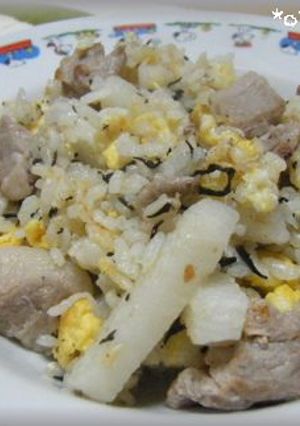 長芋と梅のチャーハン★-レシピのメイン写真