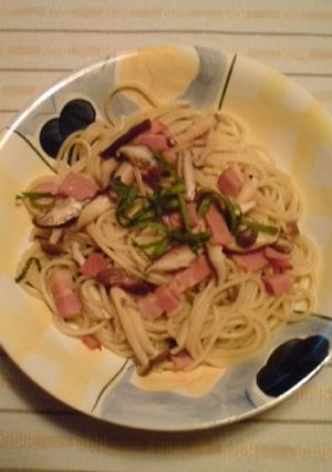ベーコンときのこのパスタ―青しそが決め手-レシピのメイン写真