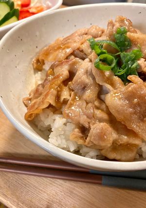 ⭐︎スタミナ豚丼⭐︎にんにく味噌味-レシピのメイン写真