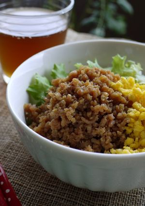 簡単♥♡鶏そぼろ丼（すき焼きのたれ味）-レシピのメイン写真