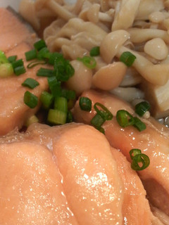 お義母さんの味★ 鮭と茸の麺つゆ煮-レシピのメイン写真