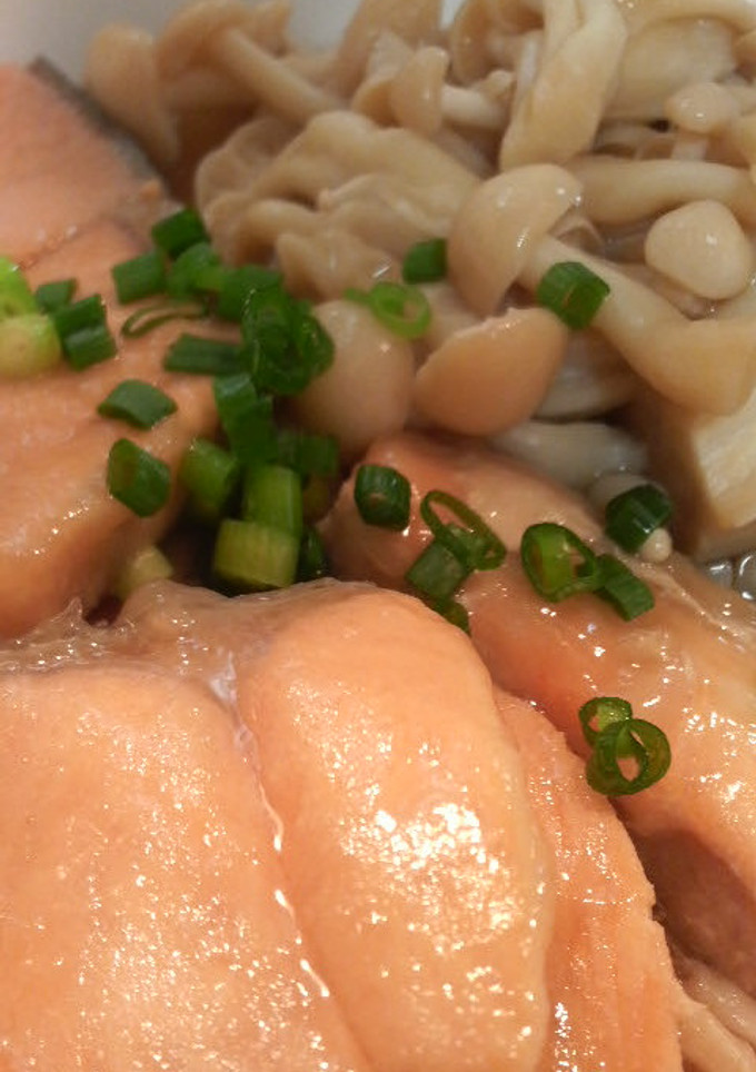 お義母さんの味★　鮭と茸の麺つゆ煮-レシピのメイン写真