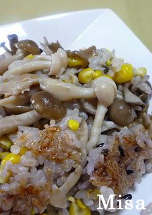 きのことうもろこしご飯(もち黒米)-レシピのメイン写真