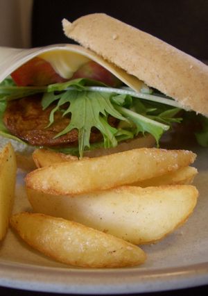 じゃこ天・チーズ・トマトバーガー-レシピのメイン写真