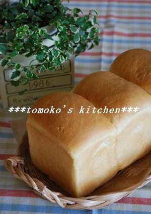 ちょっとリッチに♪生クリーム 食パン-レシピのメイン写真